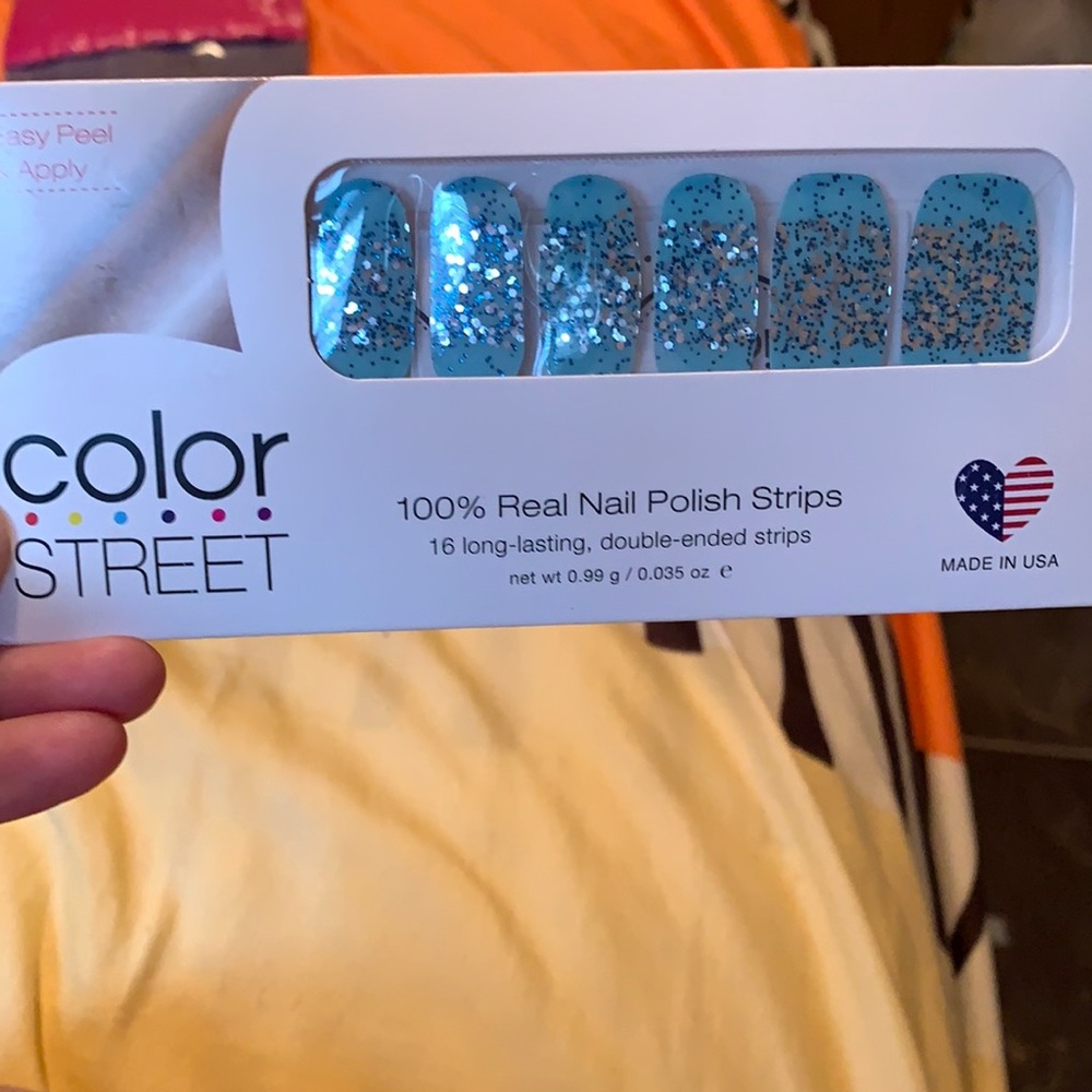 Color street